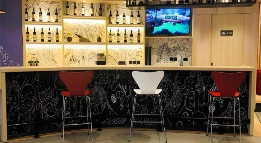 ibis Chengdu East Railway Station Hotel