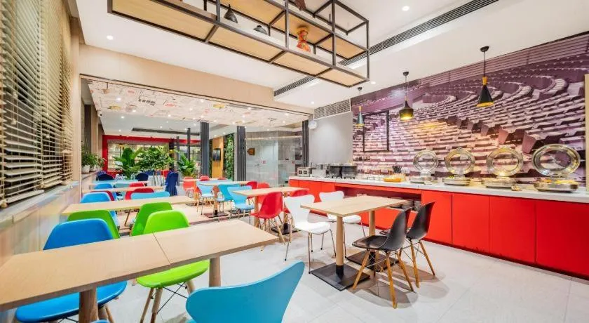 ibis Chengdu East Railway Station Hotel