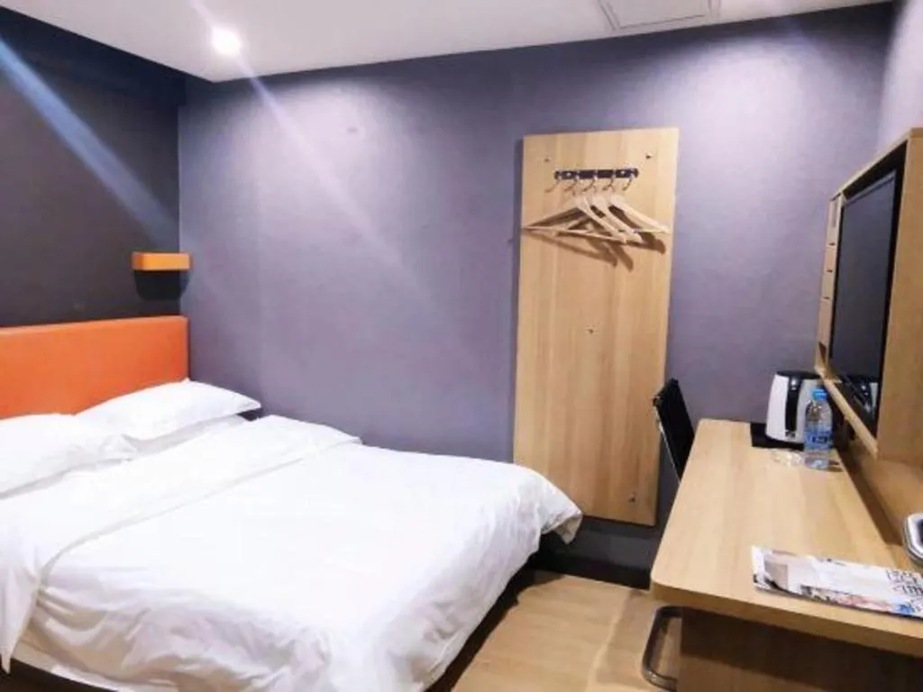 Bed in 7 Days Premium Qingdao Keji Street Taishan Road Metro Station