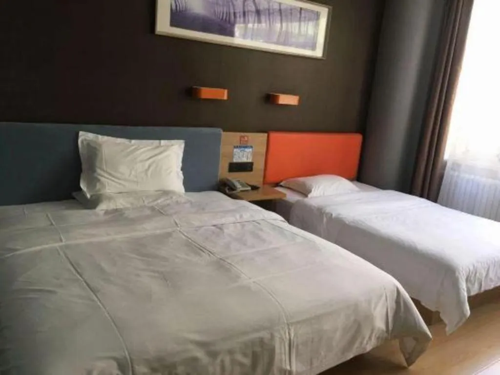 Bed in 7 Days Premium Qingdao Keji Street Taishan Road Metro Station