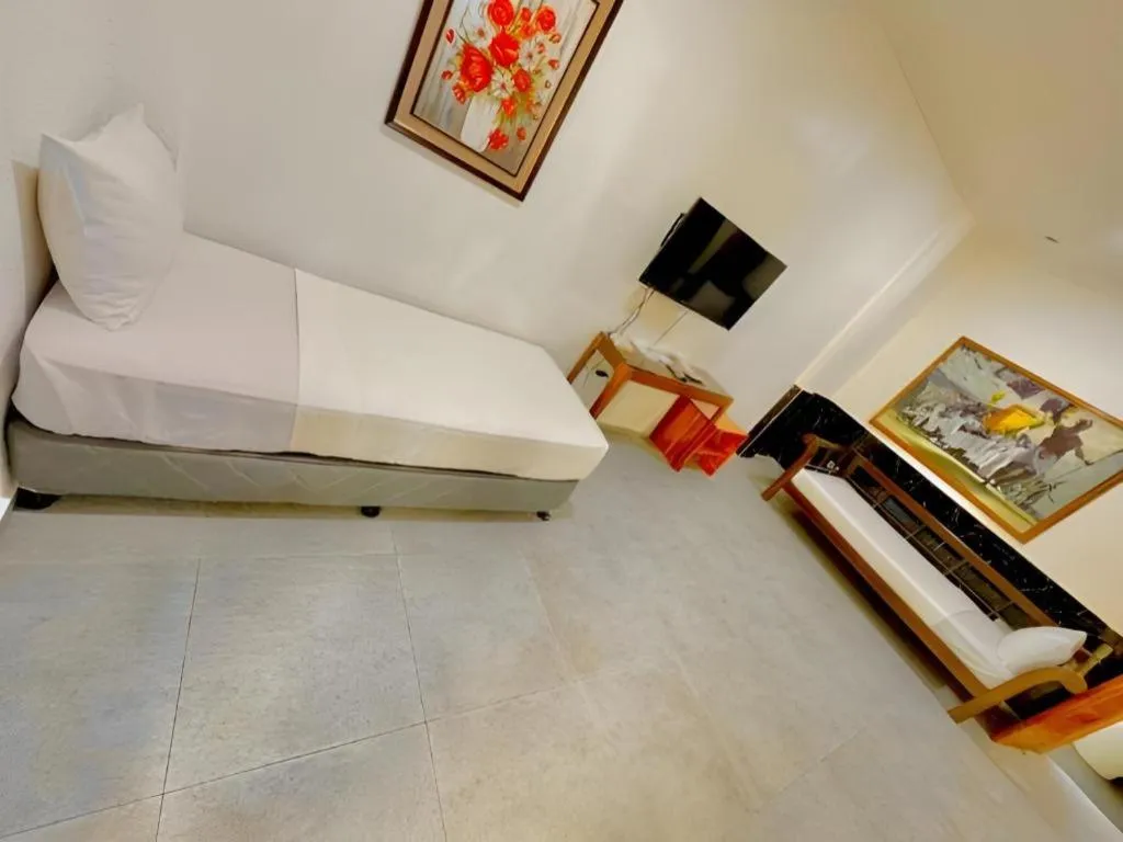 Roman Empire Panglao Boutique Resort