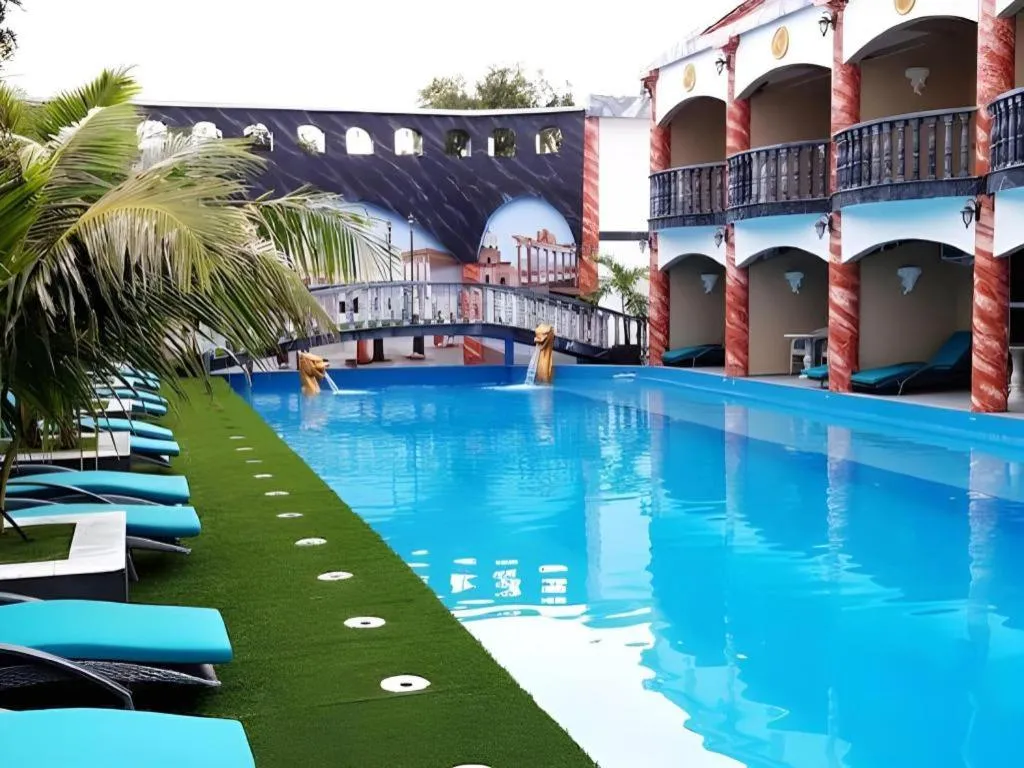 Roman Empire Panglao Boutique Resort