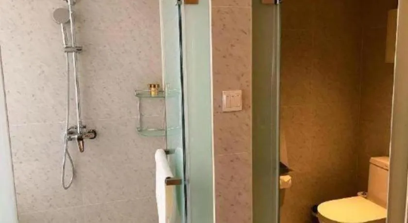 Jinjiang Metropolo Shanghai Xujiahui Nanhuating Hotel