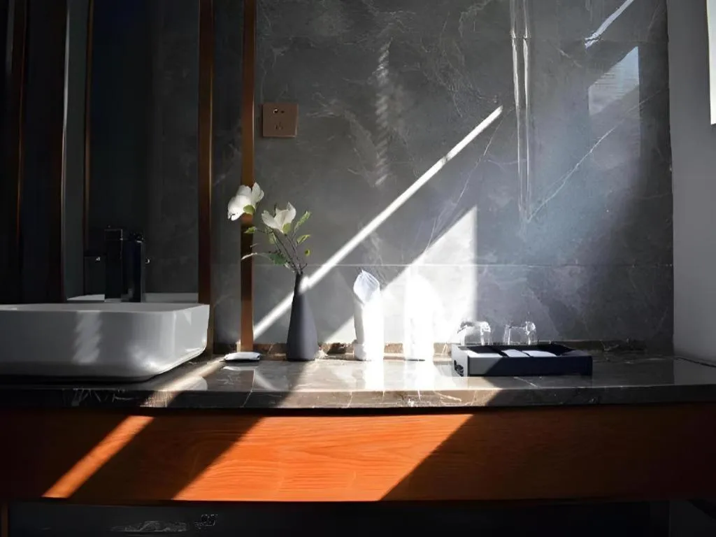 H Life Hotel (Shenzhen Sea World Branch)