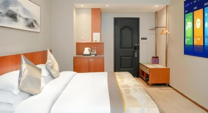 Bed in H Life Hotel (Shenzhen Sea World Branch)