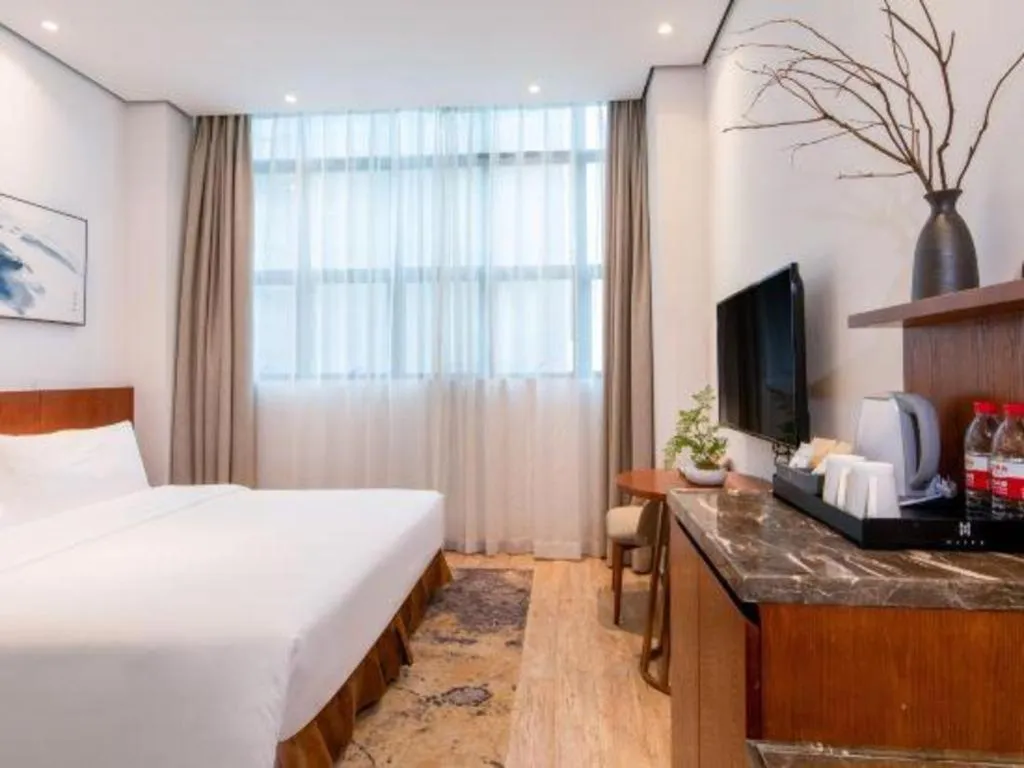 Bed in H Life Hotel (Shenzhen Sea World Branch)