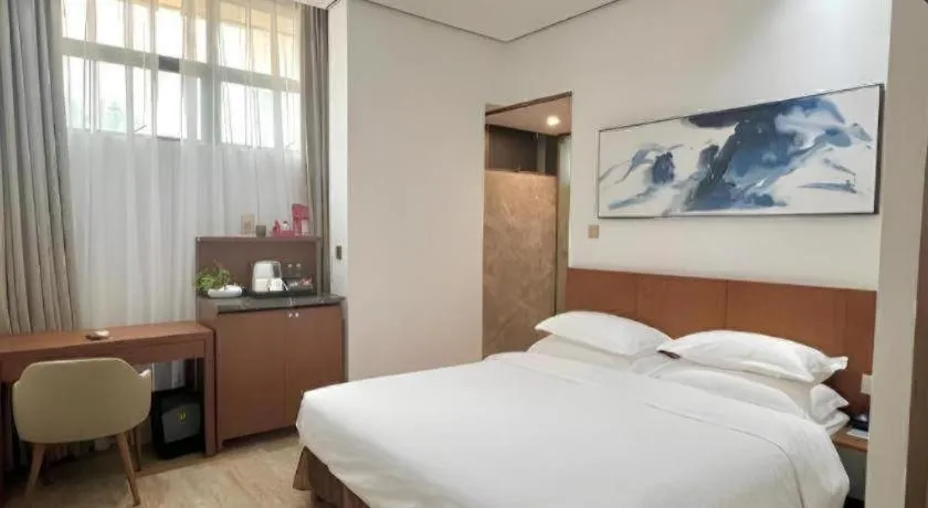 Bed in H Life Hotel (Shenzhen Sea World Branch)