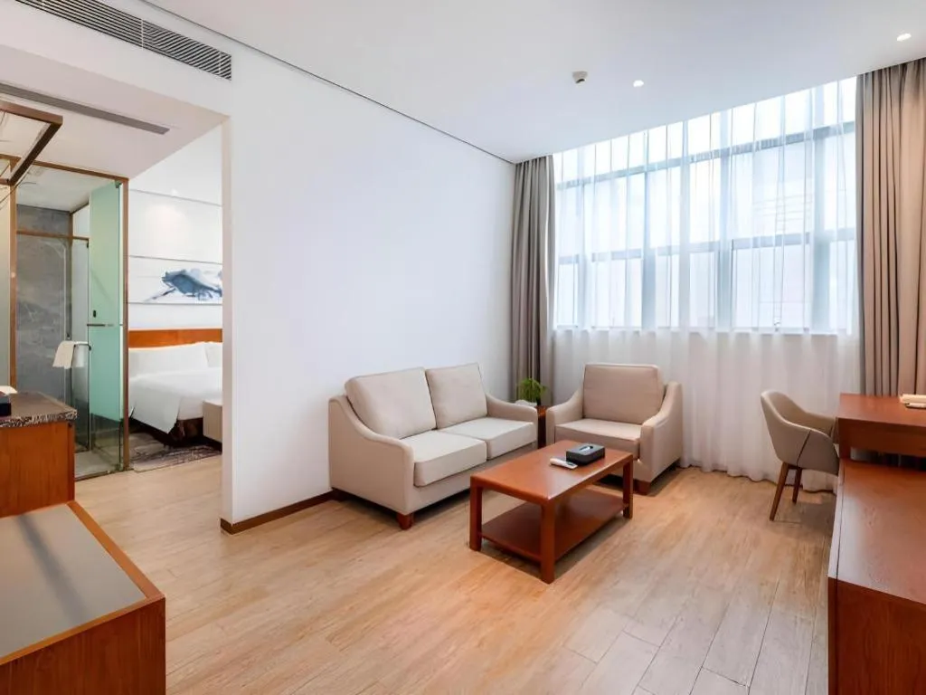 H Life Hotel (Shenzhen Sea World Branch)