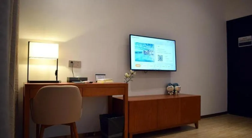 H Life Hotel (Shenzhen Sea World Branch)