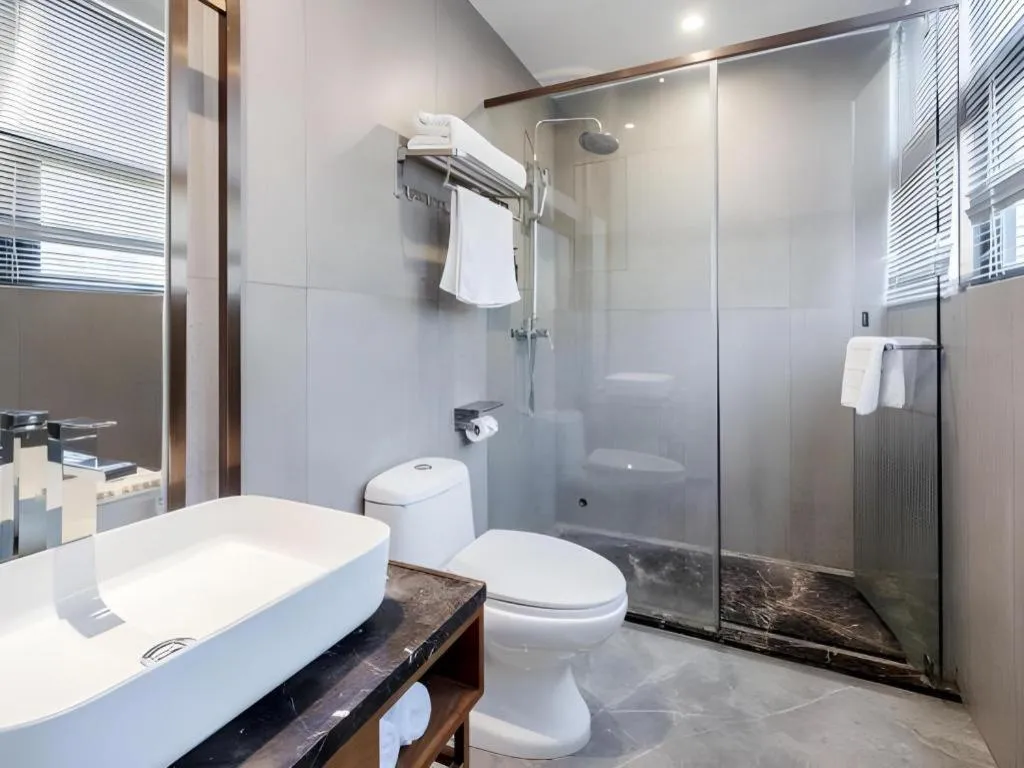 H Life Hotel (Shenzhen Sea World Branch)