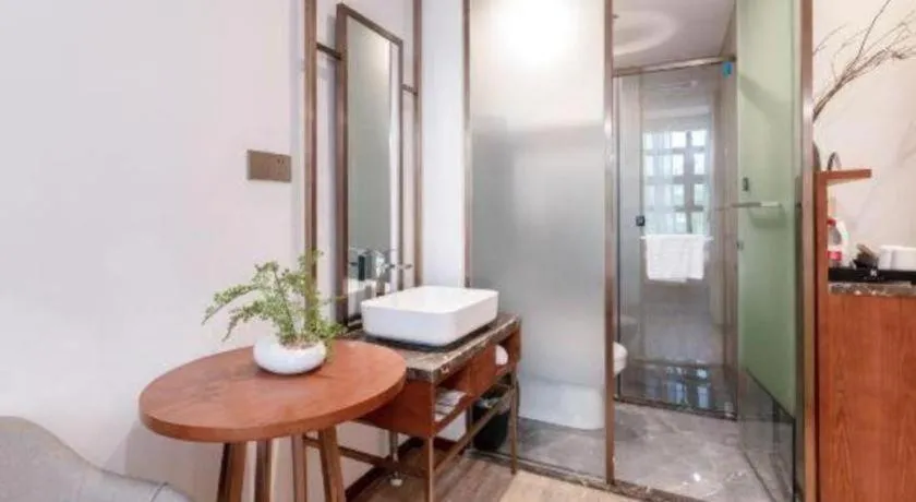 H Life Hotel (Shenzhen Sea World Branch)