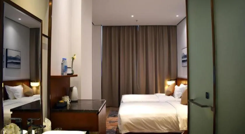Bed in H Life Hotel (Shenzhen Sea World Branch)