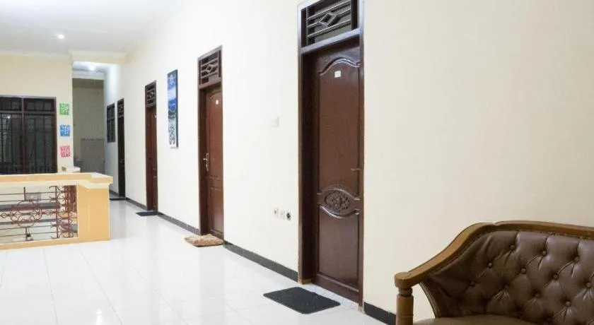 OYO 643 Al Thalib 8 Syariah