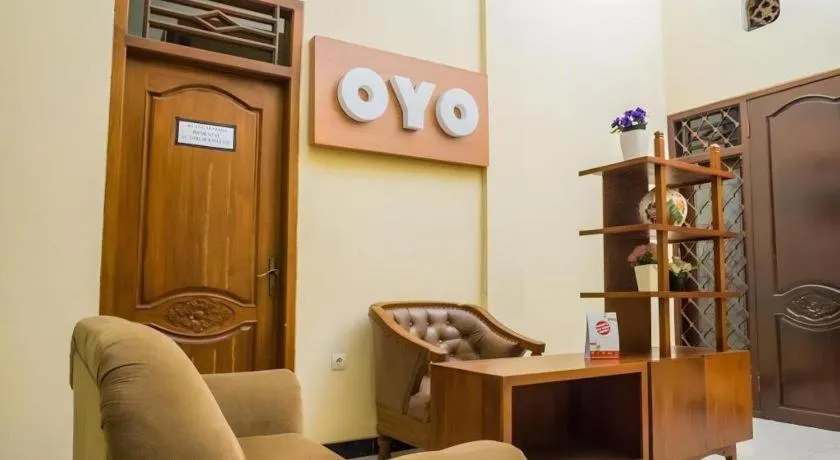 OYO 643 Al Thalib 8 Syariah