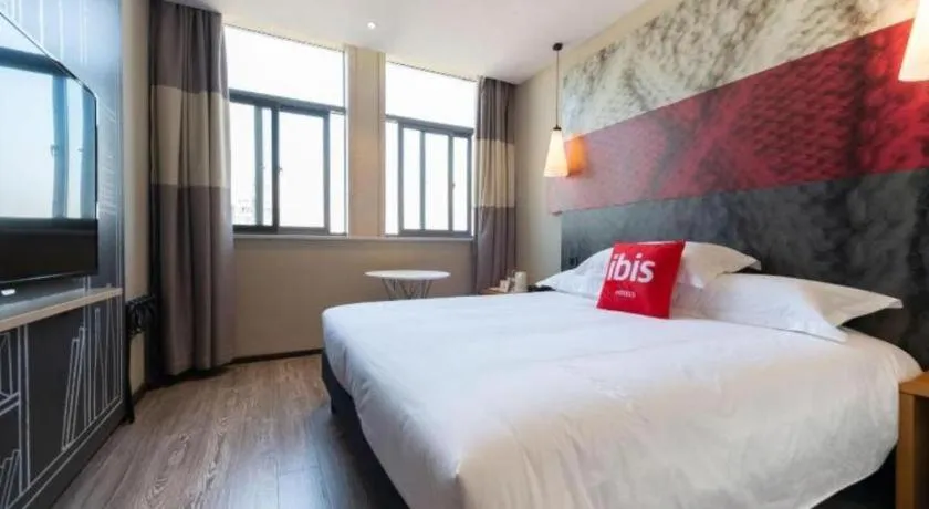Bed in Ibis Lianyungang Guanyun County Downtown Hotel Hotel