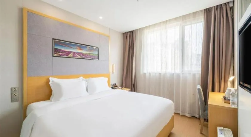 Bed in Lavande Hotel Beijing Guanganmen Lize Commercial Zone