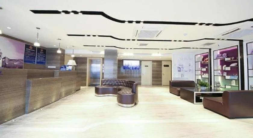 Lavande Hotel Beijing Guanganmen Lize Commercial Zone