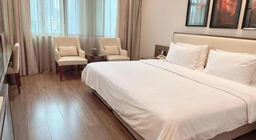 Bed in New Regent Hotel