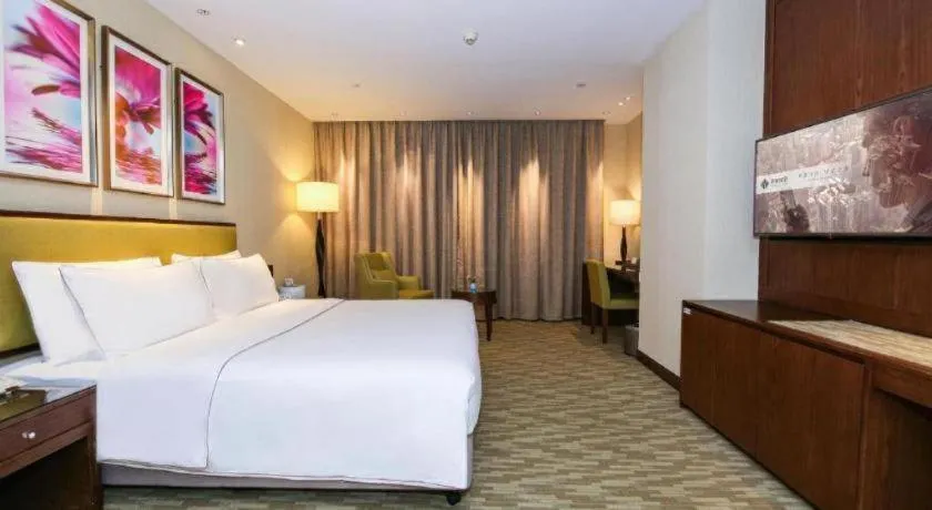 Bed in New Regent Hotel