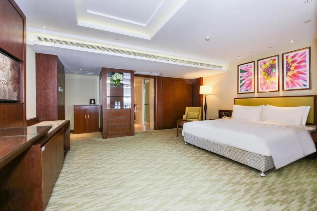 Bed in New Regent Hotel