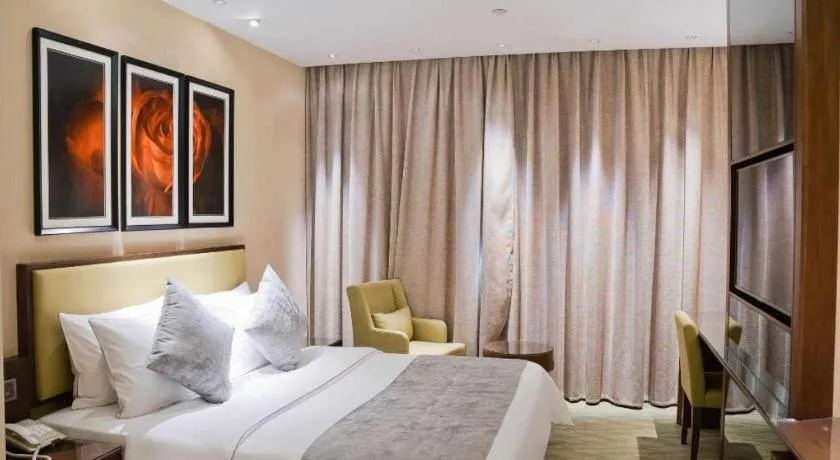 Bed in New Regent Hotel