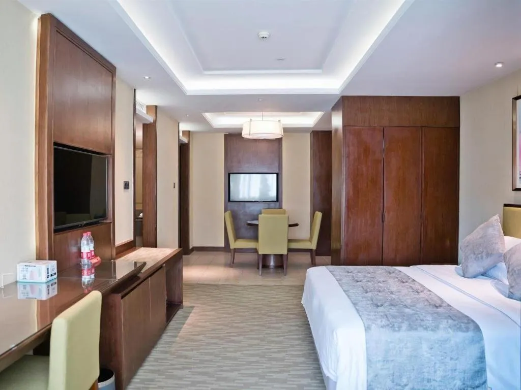 Bed in New Regent Hotel