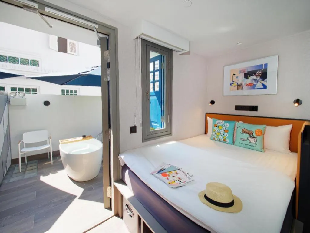 Bed in Hotel Soloha @ Chinatown