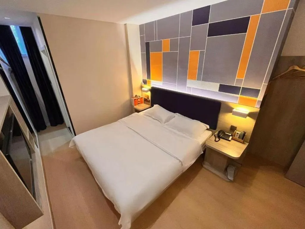 Bed in 7 Days Premium·Tianjin Gulou Metro Station Joy City