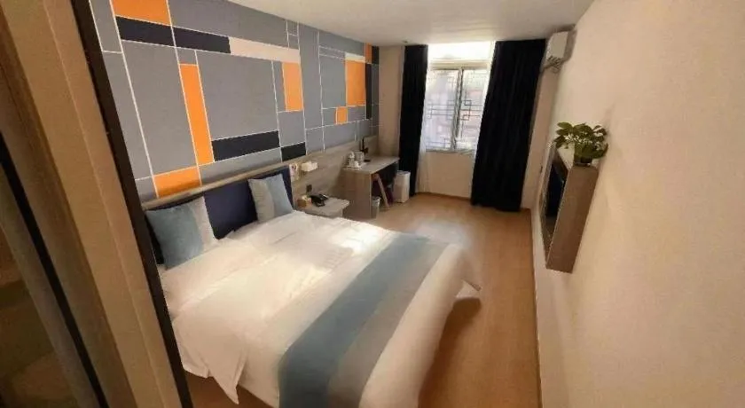 Bed in 7 Days Premium·Tianjin Gulou Metro Station Joy City