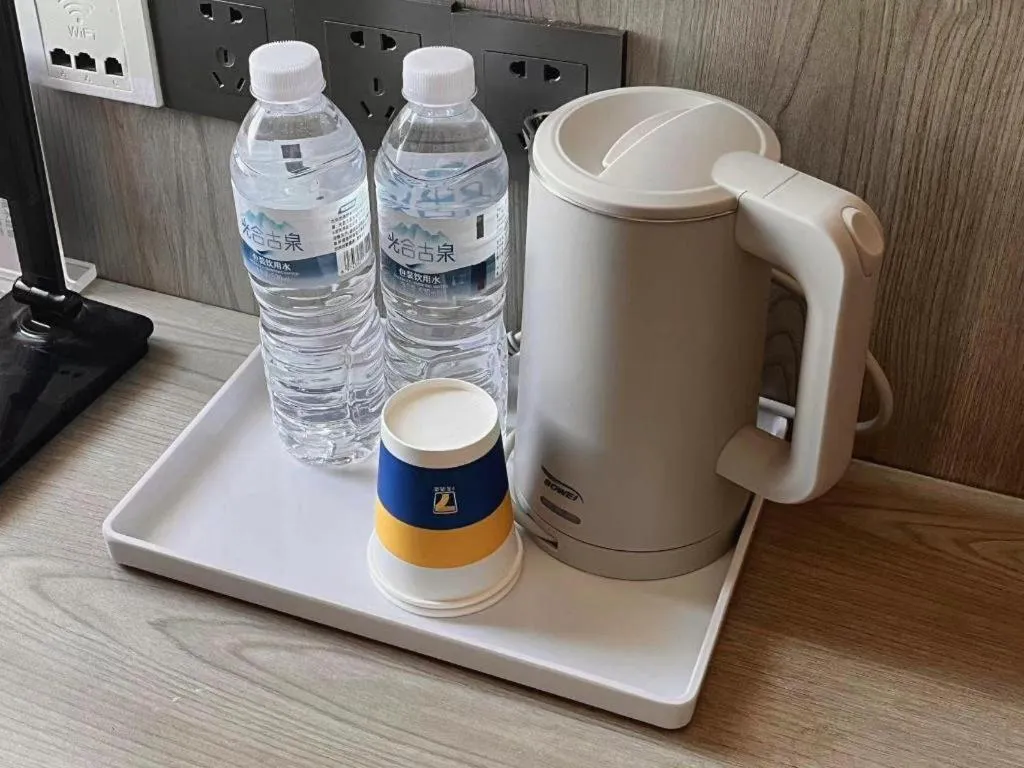 7 Days Premium·Tianjin Gulou Metro Station Joy City