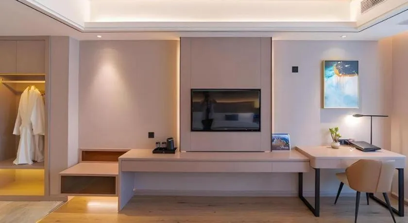 GreenTree Eastern Dali Railway Station Hotel