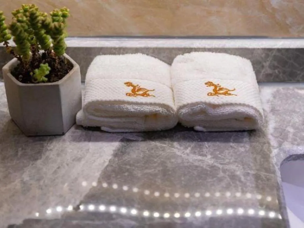 GreenTree Eastern Dali Railway Station Hotel