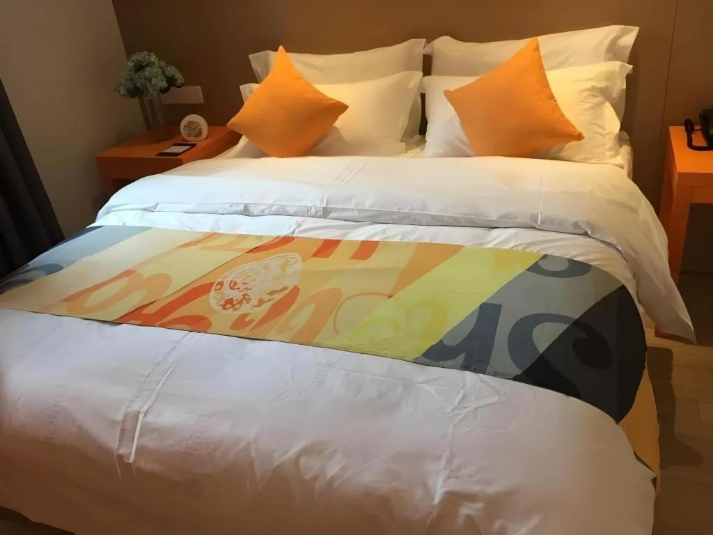 Bed in Shell Nanjing Jiangning District University City Hotel