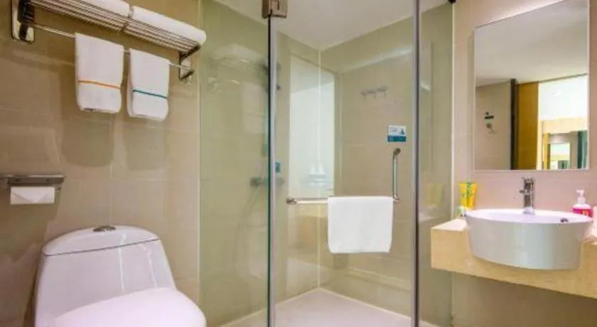 City Comfort Inn Zhanjiang Shimao Building Chikan Old Street