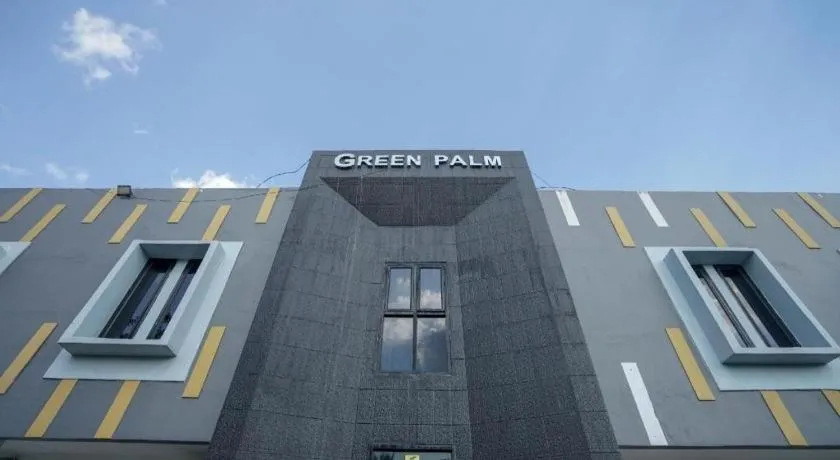 Hotel O Green Palm Kostel Syariah