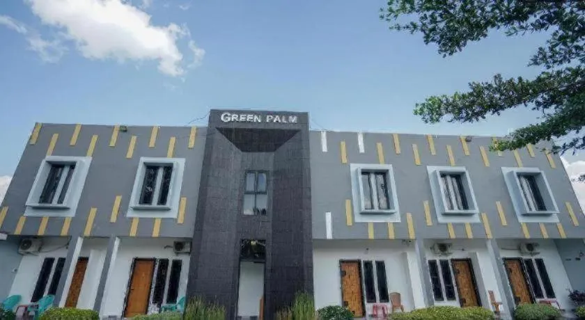 Hotel O Green Palm Kostel Syariah
