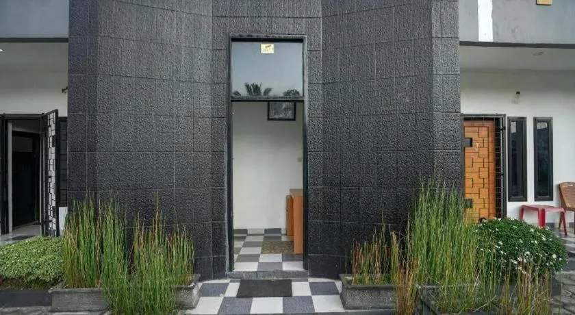 Hotel O Green Palm Kostel Syariah