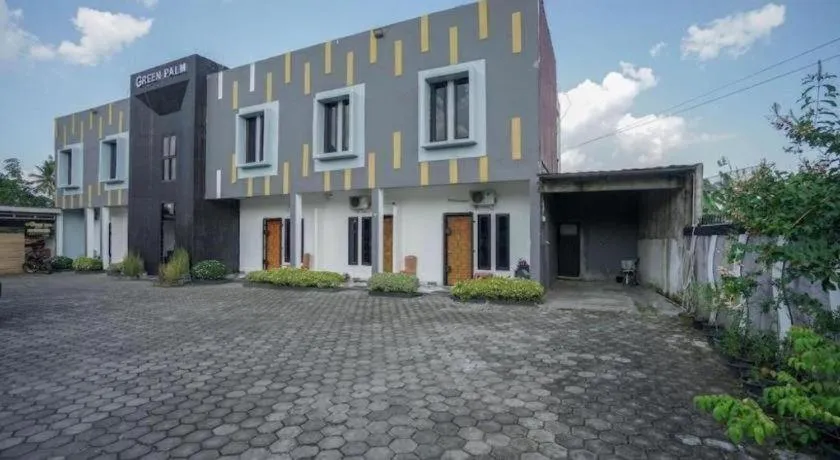 Hotel O Green Palm Kostel Syariah