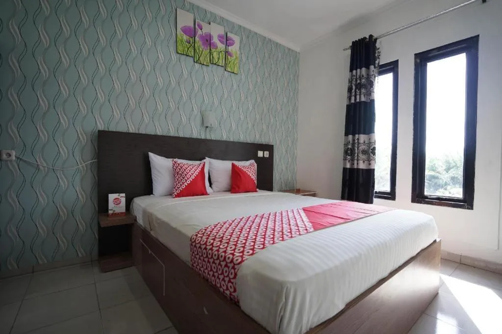 Bed in Hotel O Green Palm Kostel Syariah