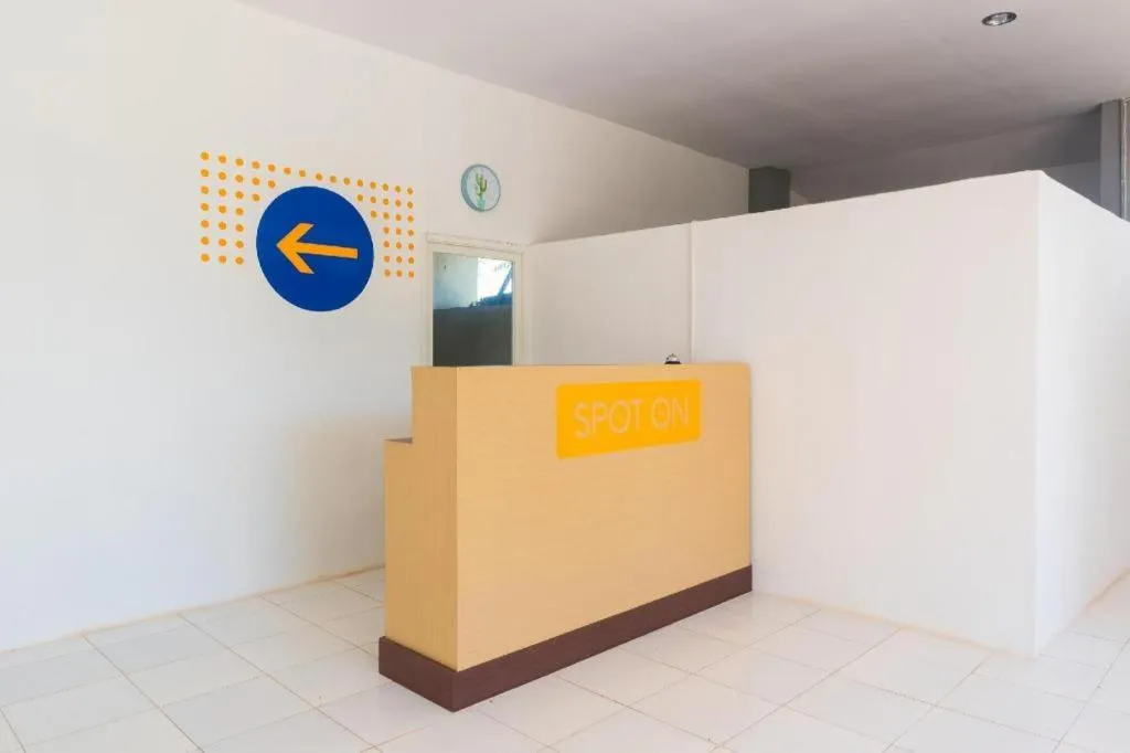 SPOT ON 2318 Citra Palm Residence