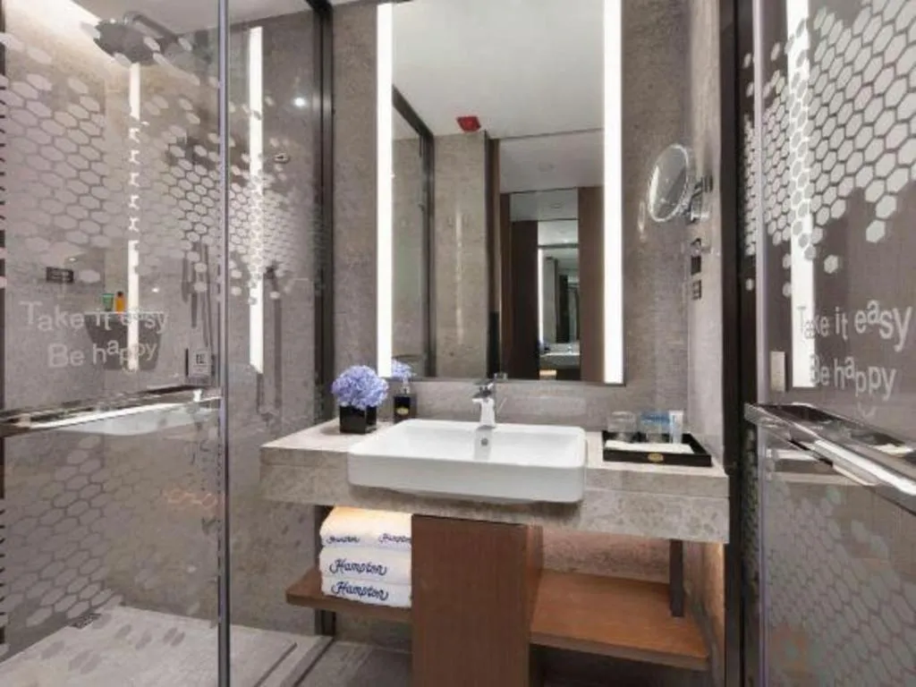 Hampton by Hilton Sanya Weiming Lake Park