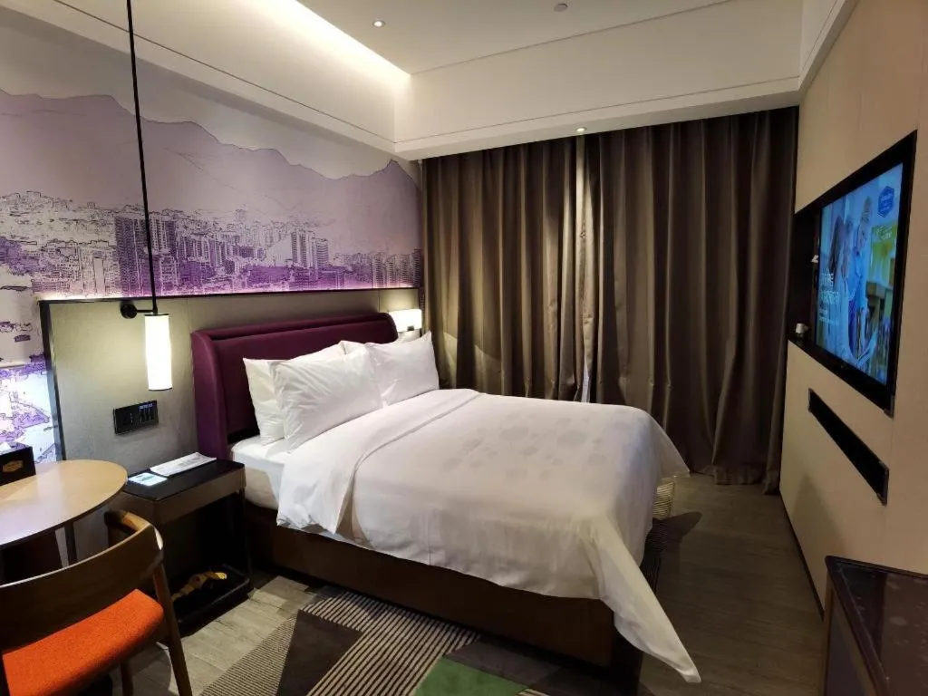 Bed in Hampton by Hilton Sanya Weiming Lake Park