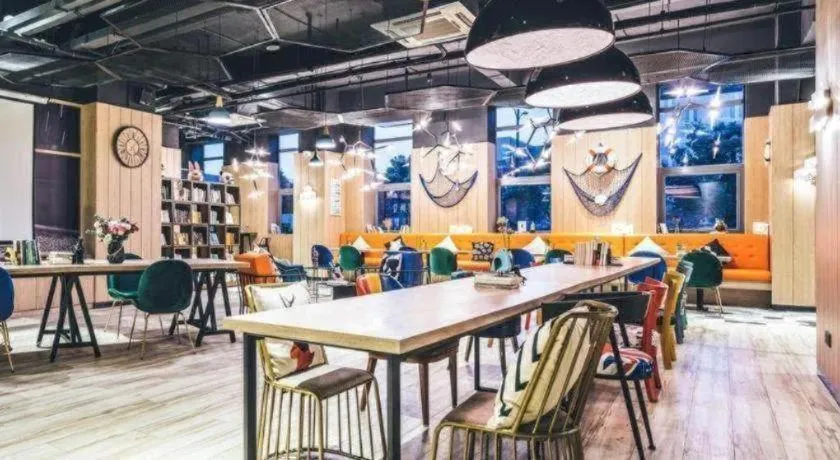 Atour Light Hotel Hangzhou Future Sci-Tech City