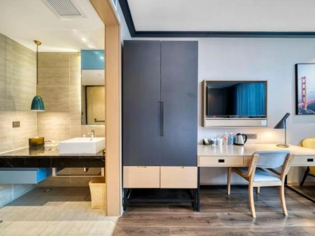 Bed in Atour Light Hotel Hangzhou Future Sci-Tech City