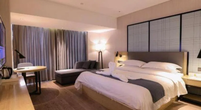 Bed in GreenTree Eastern Hotel Hunan Changsha Xinsha Luositang Metro Station