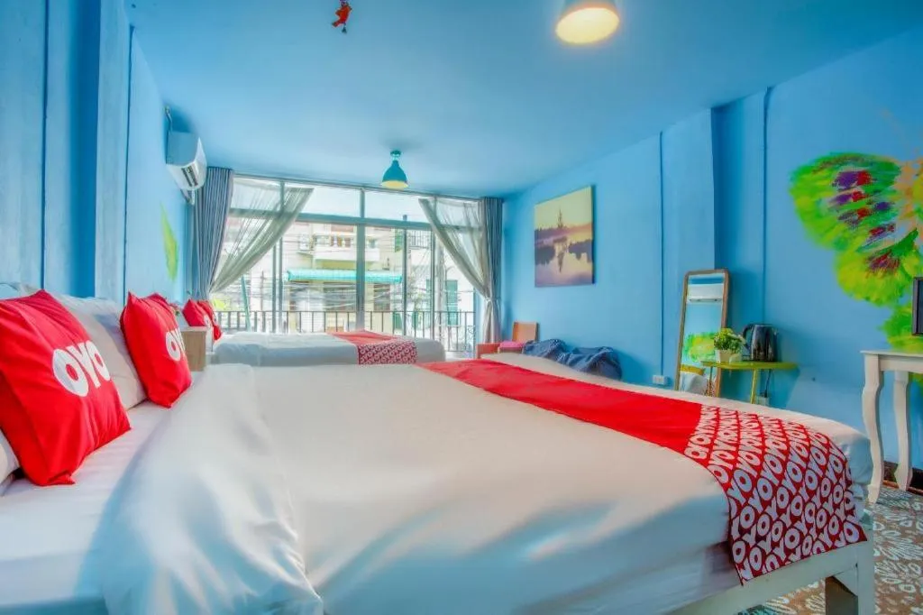 Bed in OYO 75303 V Home Guesthouse Sunday Night Market