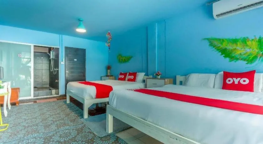 Bed in OYO 75303 V Home Guesthouse Sunday Night Market