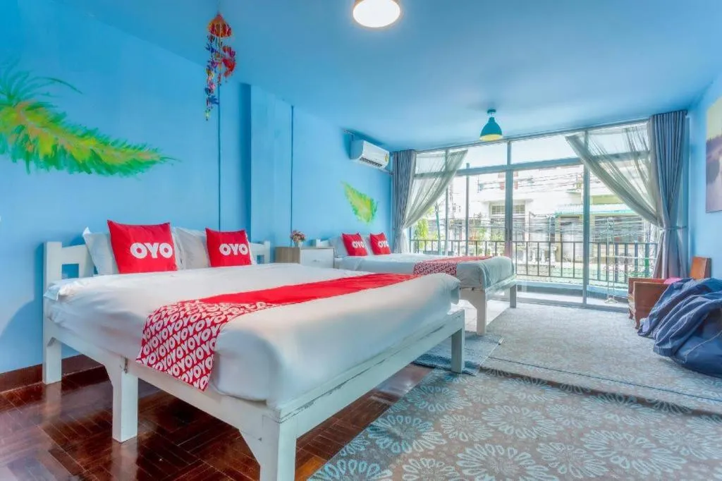 Bed in OYO 75303 V Home Guesthouse Sunday Night Market