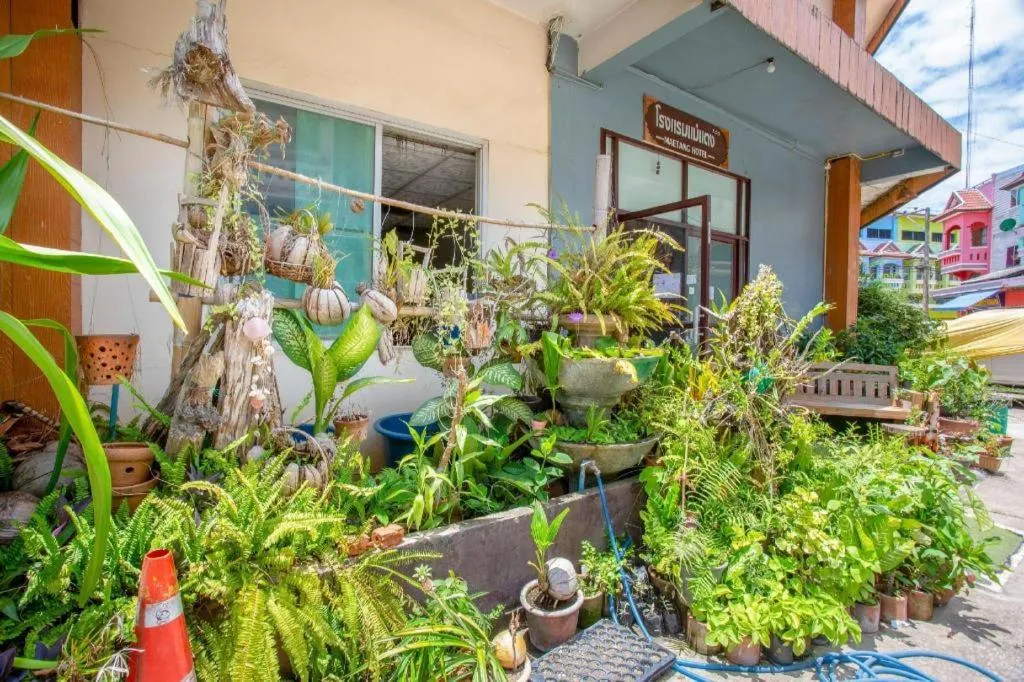 OYO 1000 Maetang Hotel