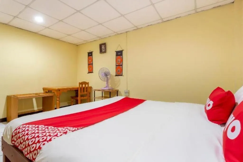 Bed in OYO 1000 Maetang Hotel